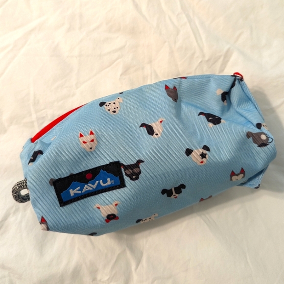 Kavu Handbags - Kavu One Of A Kind Dog Print Zip Pouch Bag
